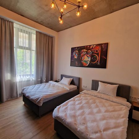 Apart Hotel Loft Almaty Exterior photo