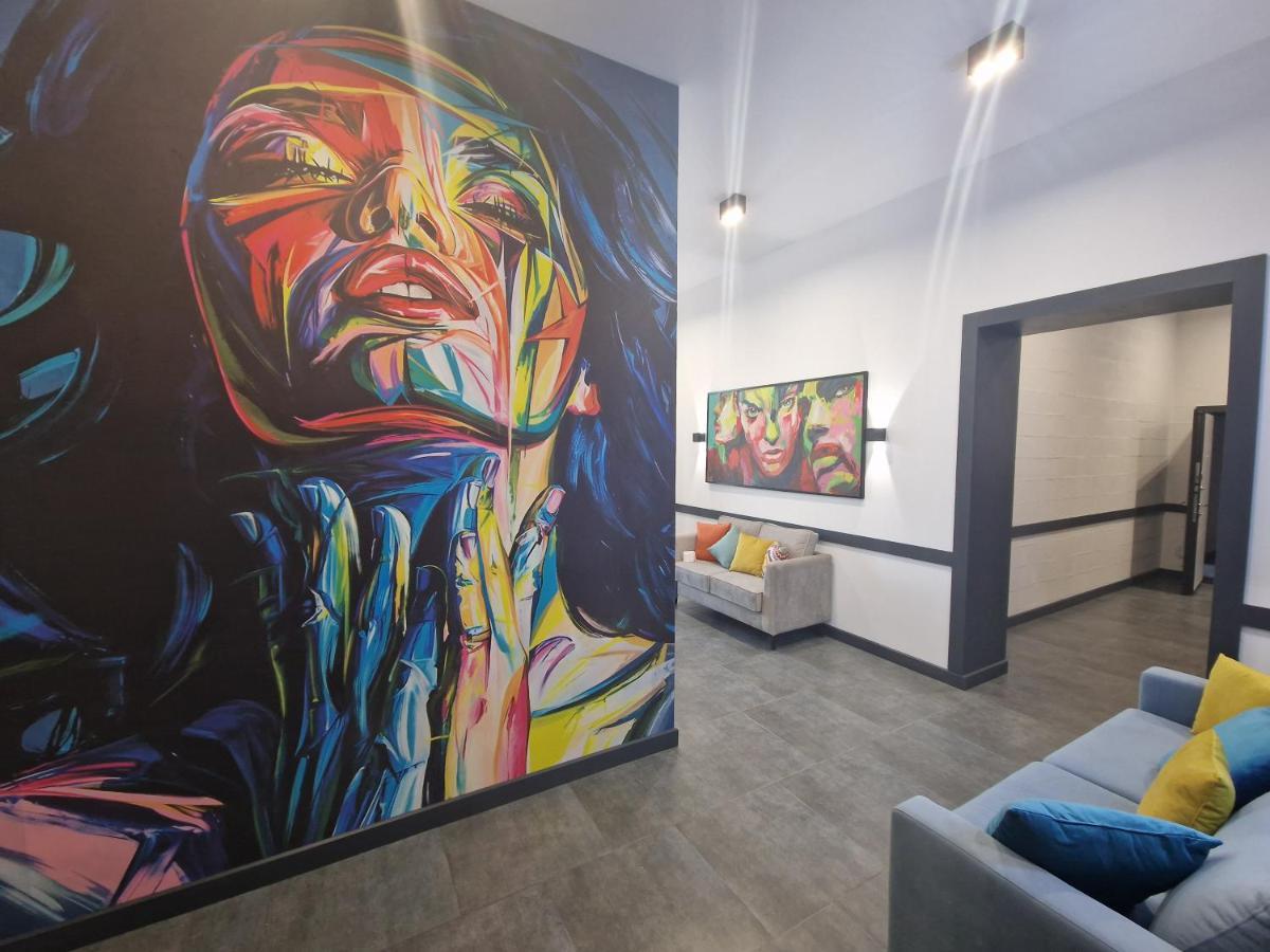 Apart Hotel Loft Almaty Exterior photo